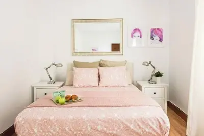 Image de Spacious apartment for groups in Puerta del Sol