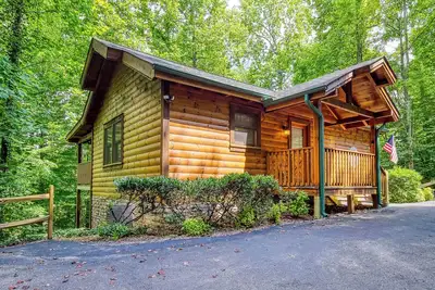 Image de Quilted Pines – Hot Tub, Pool, Dog Friendly