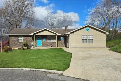 Image de Jackson Mtn Retreat 3-bedroom entire Home in Harrogate-Near Lmu & Bowling alley