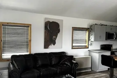 Image de Buffalo Cabin- Luxury, Solitude, and Culture: Hidden Gem Near Glacier Park