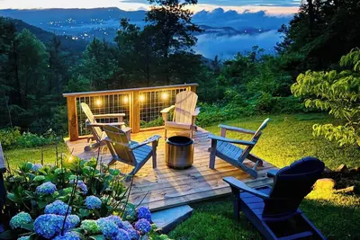 Image de Serene View • Hot Tub • Ev charge • Private Cabin