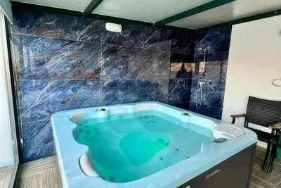 Image de Luxury Gozo Penthouse w/ Indoor Jacuzzi, Terraces, Panoramic Views & BBQs