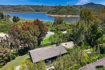 Image de Lake Hodges View | Large Deck, Minutes to Legoland