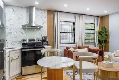 Image de The Velvet Vue Suite - Luxury 2Bedroom loft near Jfk & Lga