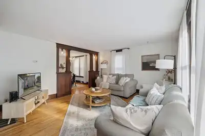 Image de Prime Uptown Location! 2br charming historic home!