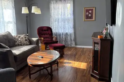 Image de Charming 3-bedroom house with a finished basement in wonderful Kalamazoo
