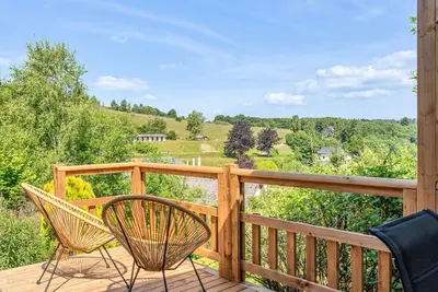 Image de Camping Papillon Bouillon - Vakantiehuis ChaliBou