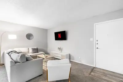 Image de Walk to At&T Stadium -Modern 2br Game Day Stay