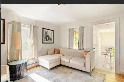 Image de Hartford - West Hartford Border 2 Bedroom Haven