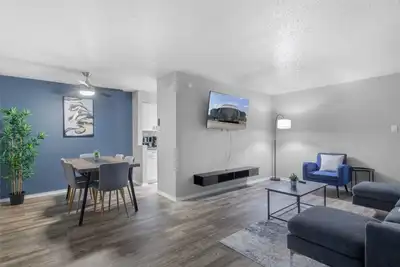 Image de Walk to At&T Stadium - Modern 3br Game Day Stay