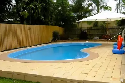 Image de Relax & Unwind: 5br Home with Pool Near Cbd