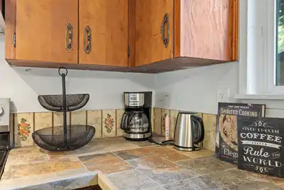 Quaint 2-bedroom cottage in Seattle