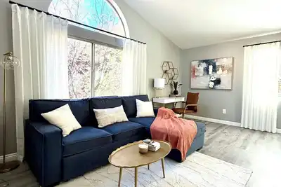 Image de Hidden Gem in Stevenson Ranch\n2 min from highway