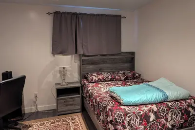 Image de 2-Room Suite in South Edmonton