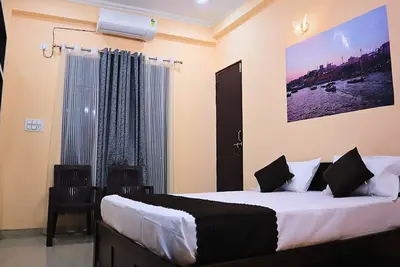 Image de Blenzo Hideaway Kashi  2bhk Near Banaras Station with Kitchen, WiFi & Parking