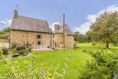 Image de Gîte de charme proche forêt avec terrasse et grand jardin