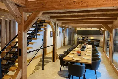 Image de Chalet spacieux à Châtel - 15 pers, 8 salles de bains, balcon sud