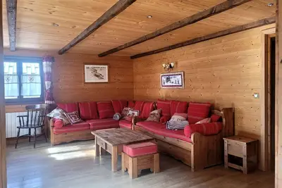 Image de Chalet spacieux à Châtel, 10 pers, parking, animaux admis