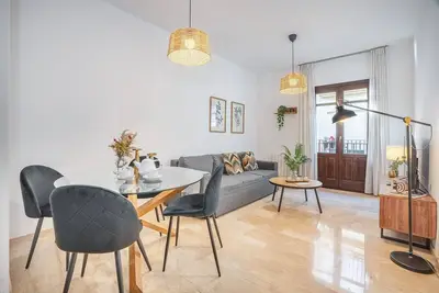 Image de Appartement « Calle San Isidro, 59 » avec balcon, Wi-Fi et climatisation