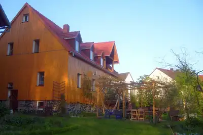Image de Appartement 'Ferienwohnung Am Jakobsweg' avec jardin commun, balcon et Wi-Fi