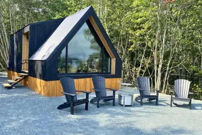 Image de Bay View A-Frame | Firepit, Bath Tub, Near Acadia