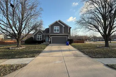 Image de Spacious 4-bedroom house in charming Olathe