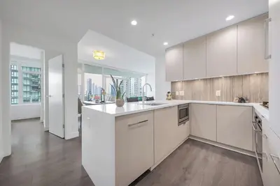 Image de D8 - Bright & Modern 2br with Stunning City Views