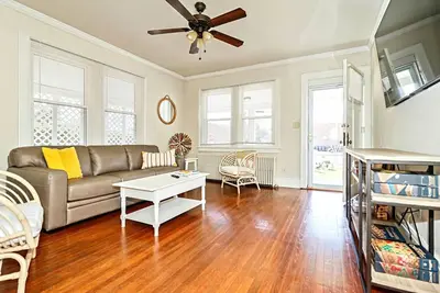 Image de 900 A Seaside 2br Duplex Steps  to Bay w/ Veranda