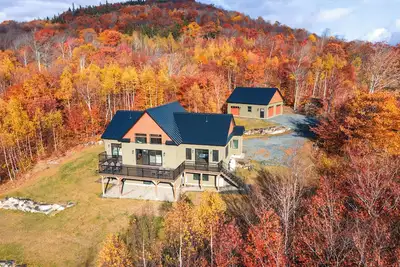 Image de Mountain Escape - Views • Firepit • Near Sugarloaf