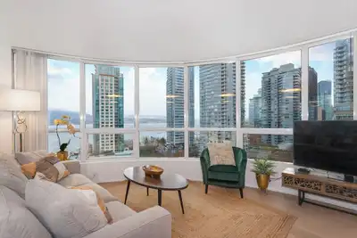 Image de D17 - Amazing waterfront 2 bedroom unit