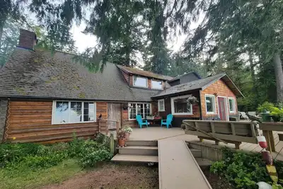 Image de Log cabin w/ private beach, Sound views