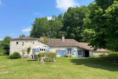 Image de Roc de Lapalue - Trois Chambres Villa, Couchages 6