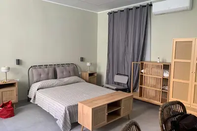 Image de Industrial Loft Con Angolo Cottura E Bagno Privato