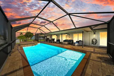 Image de Savona Paradise/3 Bedrooms/Pool View Relaxation Area/Jacuzzi/Heated Pool