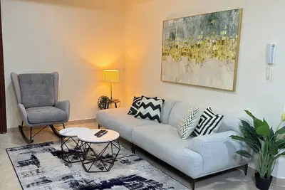 Image de ZENstay - Modern 2br in Jlt - Near Marina, Jbr and Metro