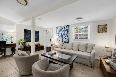 Image de ArtStay Boho Garden Retreat - Near Design District