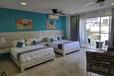 Image de Very nice suite in a great location, with all the comforts of home