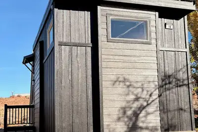 Image de Ultra Luxury Tiny Home with Deck #1b