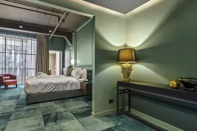 Luxe Accessible Haven | 2 Bed 2 Bath | Suite