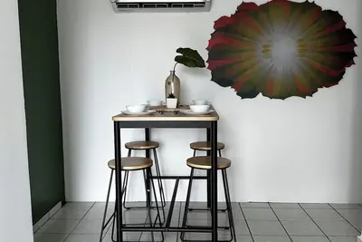 Image de 4 guest 2-bedroom Cozy apartment near San Juan, Dorado & Beach with Ac