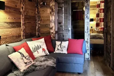 Image de Cosy Ski in/ Ski out apartment in Courchevel 1550