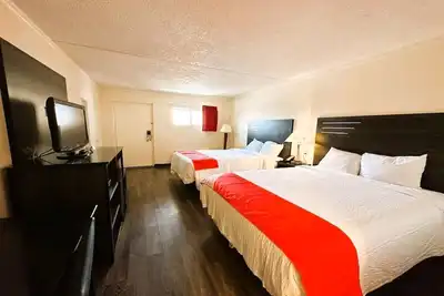 Image de Convenient Room in San Antonio with 2 Queen Beds, Microwave, and Fridge!