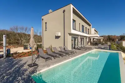 Image de Modern home with infinity pool and sea view