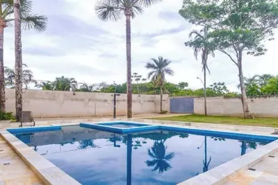 Image de Casa em Caldas Novas com Piscina Aquecida e Lago