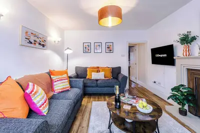 Image de Spacious 3 Bed, Perfect for Families and Groups!