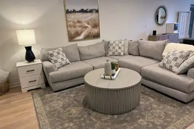 Image de Premiere lodging near 4 Rivers Conservation-perfect acreage getaway