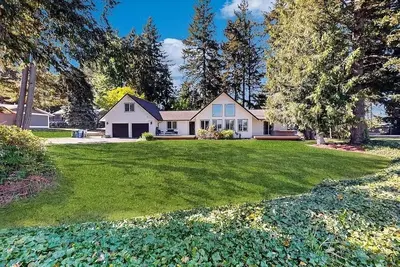Image de Charming 4-bedroom Lakeview House in Lake Tapps