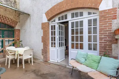 Image de Maison de vacances « La Maison Blanche » avec terrasse privée et Wi-Fi
