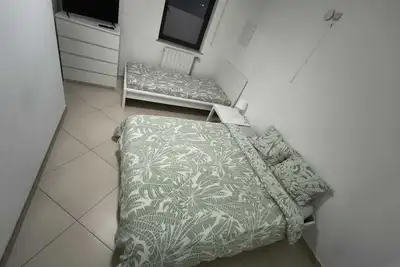 Image de Chambre privée pour 3 personnes dans une Villa partagée de 350m2