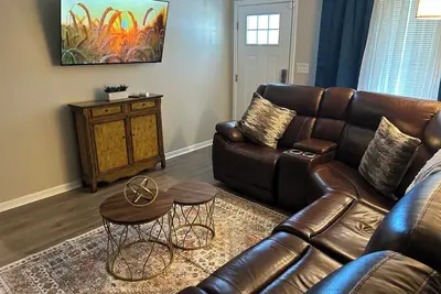 Image de Quiet, Humble, 3-bedroom house in the middle of the city in Huntsville.